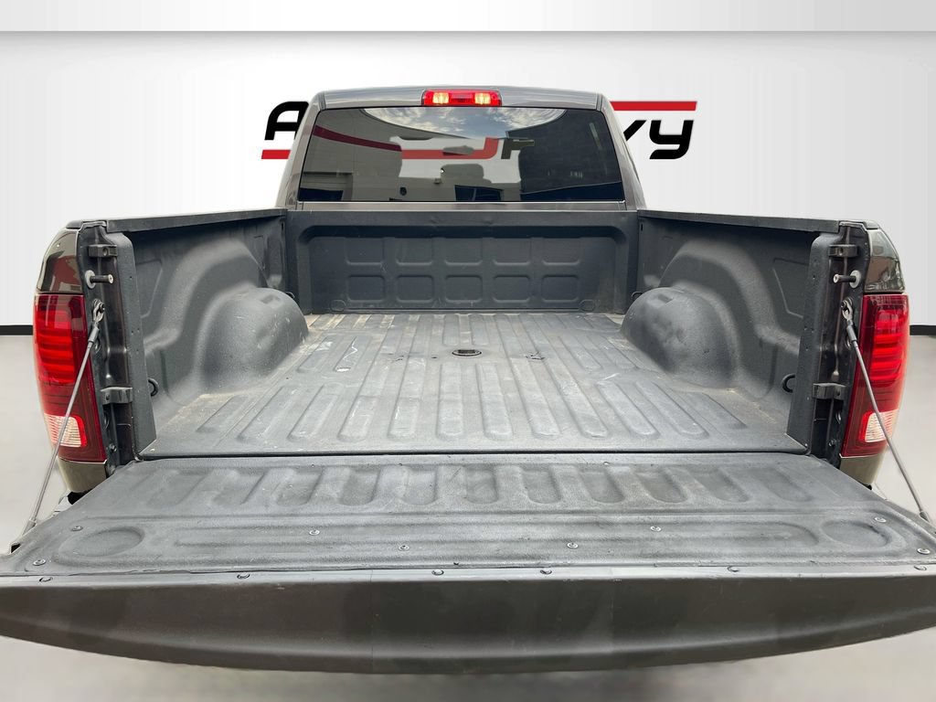 Used 2022 RAM 1500 Warlock AWD/4WD image 24