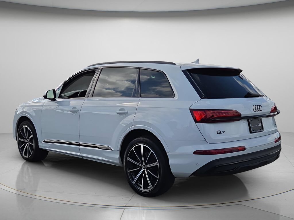 Used 2023 Audi Q7 3.0T Premium Plus w/ Premium Plus Package AWD/4WD image 6