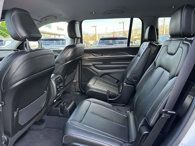Certified 2023 Jeep Grand Cherokee L Limited image 7
