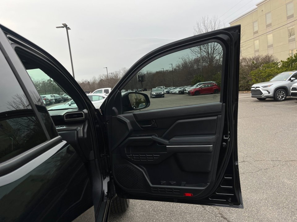 Certified 2025 Toyota Tacoma SR5 image 35