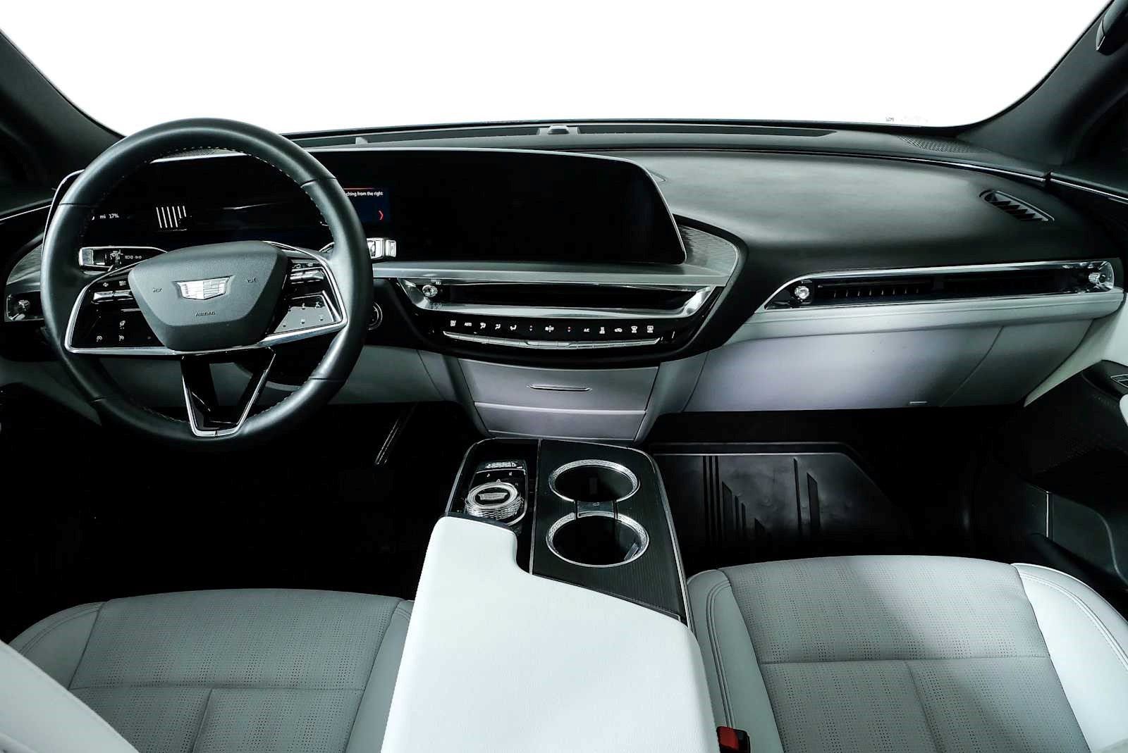 Certified 2024 Cadillac Lyriq Sport RWD image 19