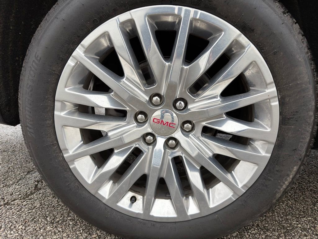 Used 2023 GMC Yukon XL Denali w/ Denali Reserve Package image 22