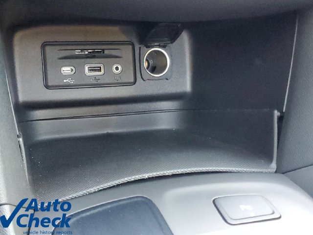 Certified 2024 Chevrolet Equinox RS w/ RS Leather Package FWD image 28