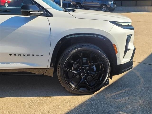 Certified 2024 Chevrolet Traverse RS w/ LPO, Floor Liner Package image 12