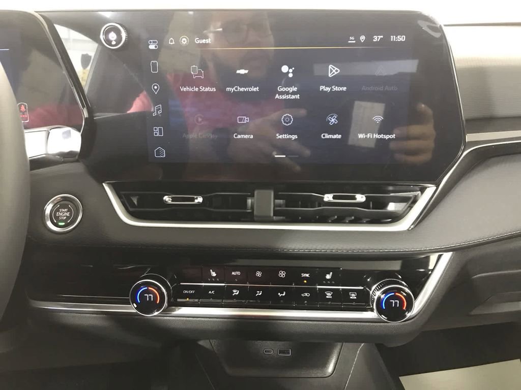 New 2026 Chevrolet Equinox LT w/ Convenience Package II image 33