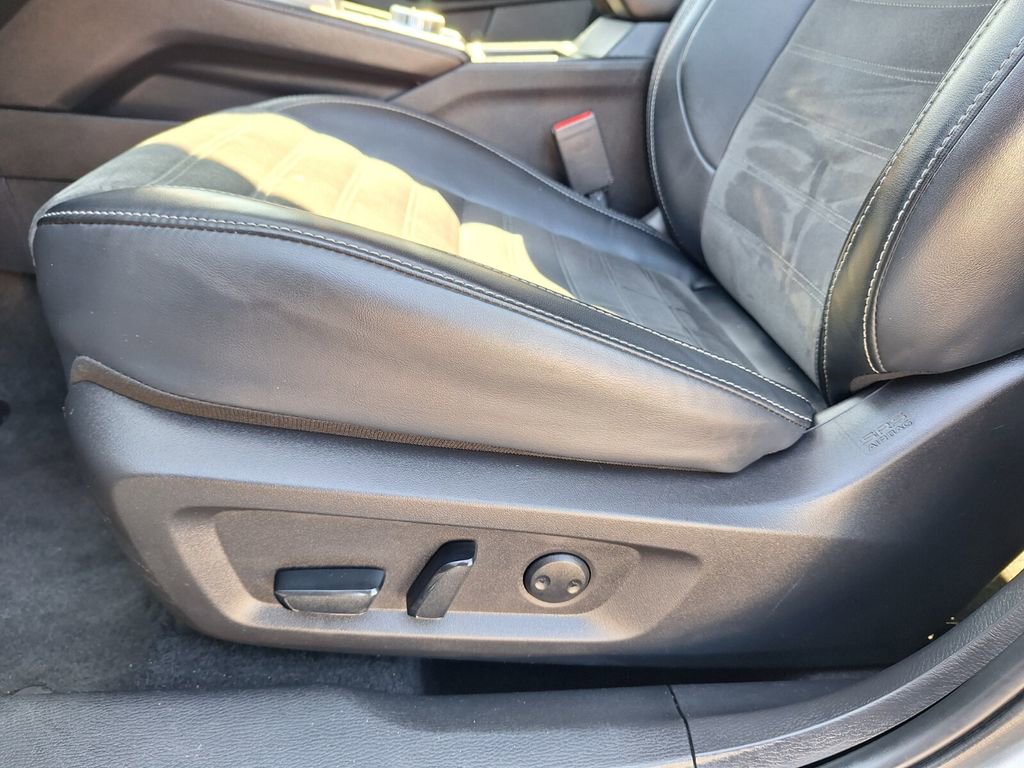 Used 2024 Mitsubishi Outlander Ralliart image 10