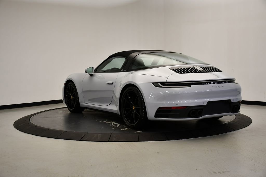 Certified 2024 Porsche 911 Targa 4 image 3