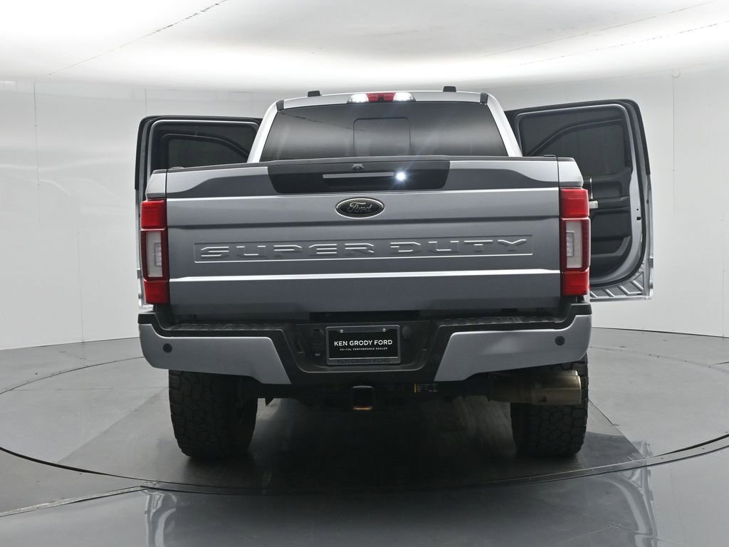 Used 2022 Ford F250 Lariat w/ Black Appearance Package AWD/4WD image 39