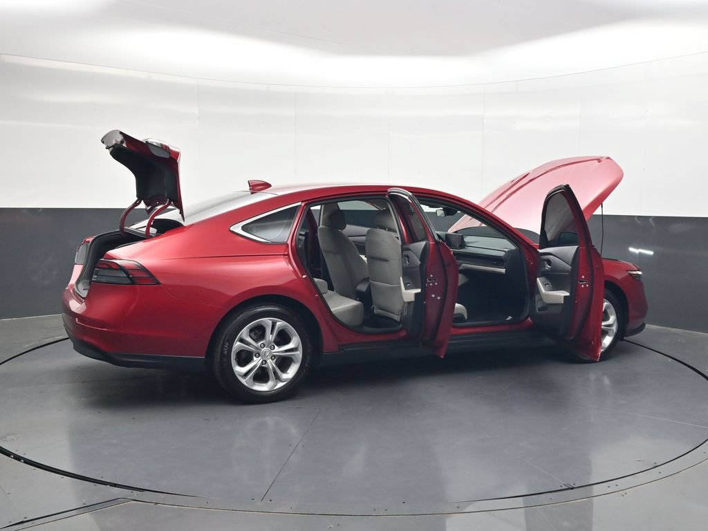 Used 2023 Honda Accord LX image 39