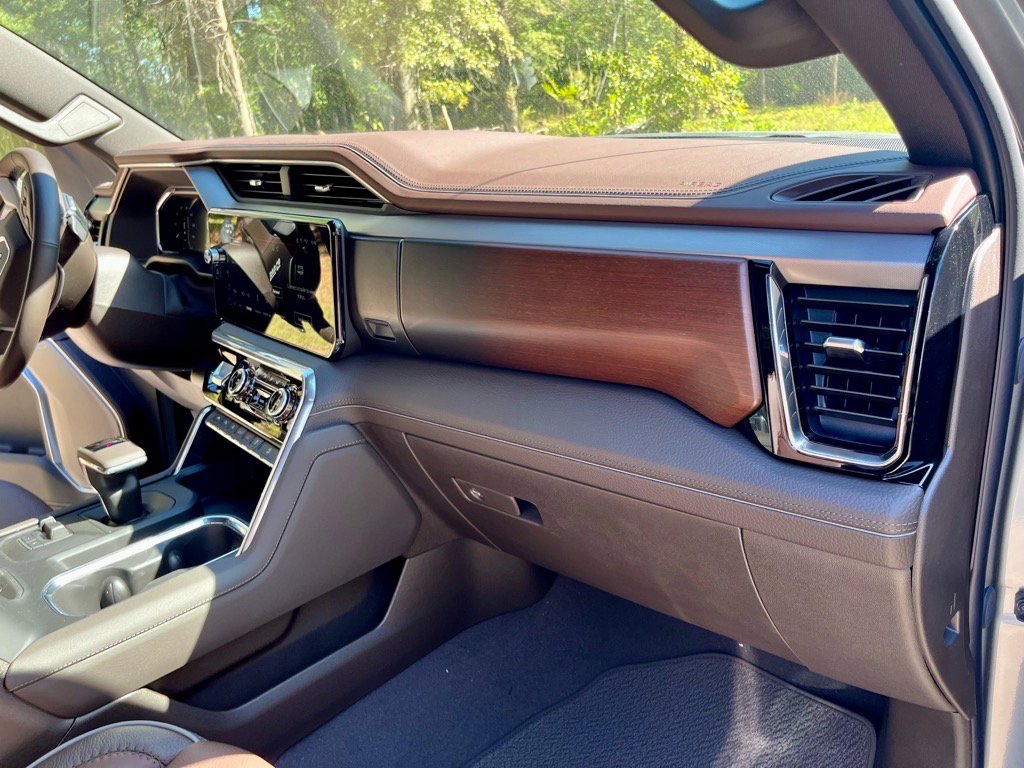 New 2026 GMC Sierra 1500 Denali w/ Denali Reserve Package image 19