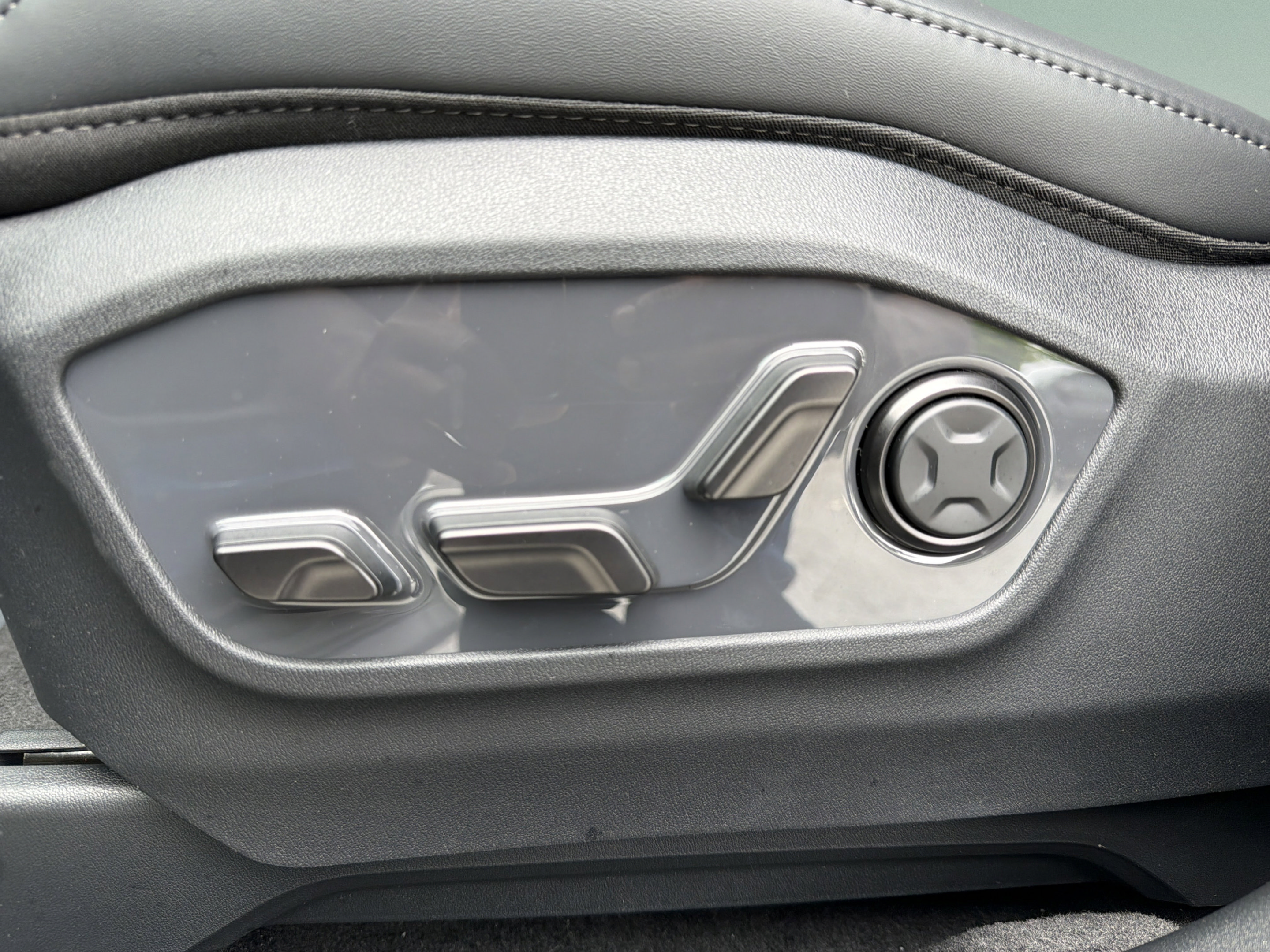 New 2027 Kia Telluride SX X-Pro AWD/4WD image 11