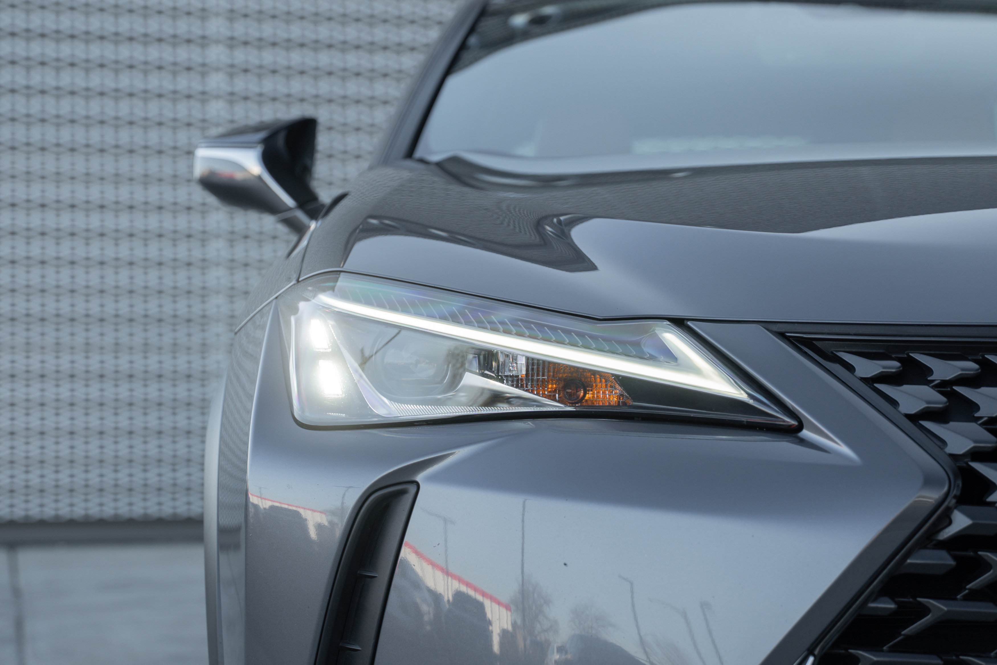 Used 2020 Lexus UX 250h w/ Premium Package image 31