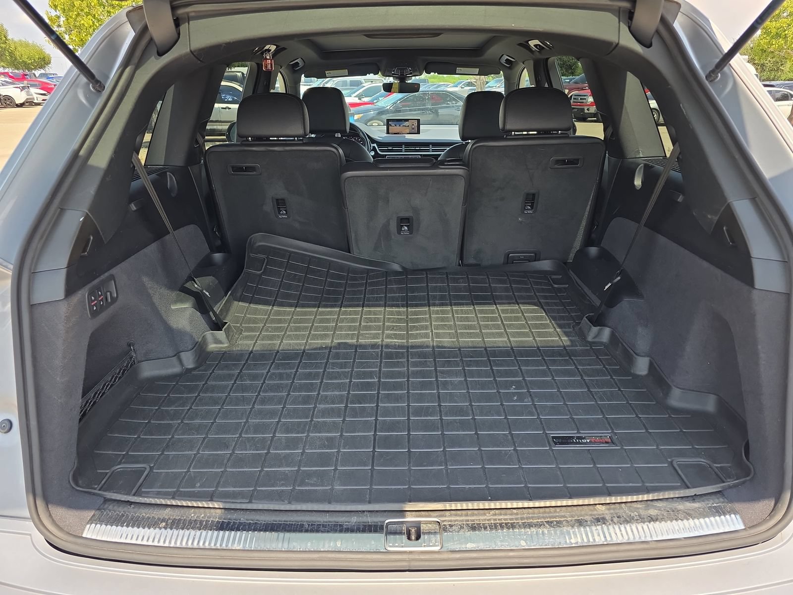 Used 2018 Audi Q7 3.0T Prestige AWD/4WD image 31