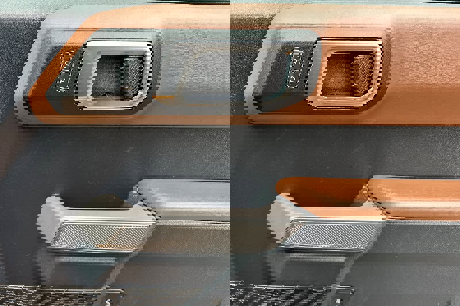 Used 2022 Ford Bronco Outer Banks image 18