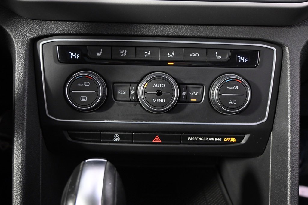 Used 2021 Volkswagen Atlas SE image 32