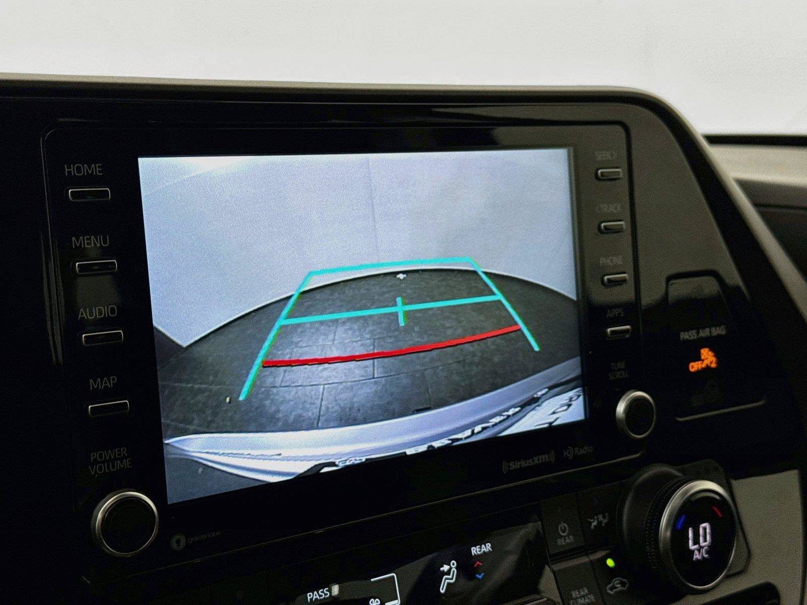 Used 2022 Toyota Highlander XLE FWD image 26