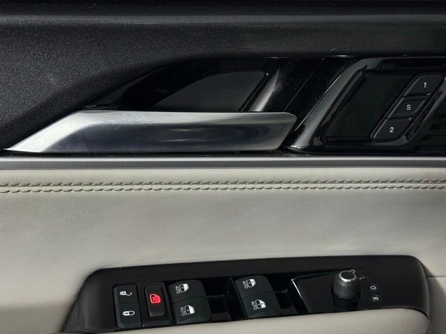 Used 2022 Jeep Wagoneer Series I image 14