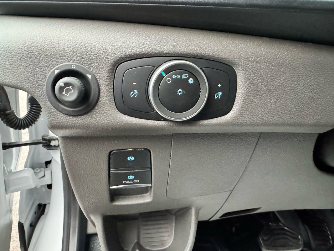 Used 2025 Ford Transit 350 High Roof Extended image 11