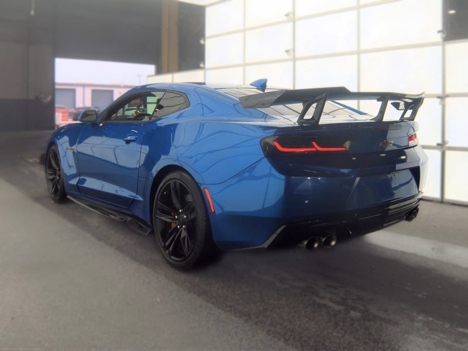 Used 2018 Chevrolet Camaro SS RWD image 6
