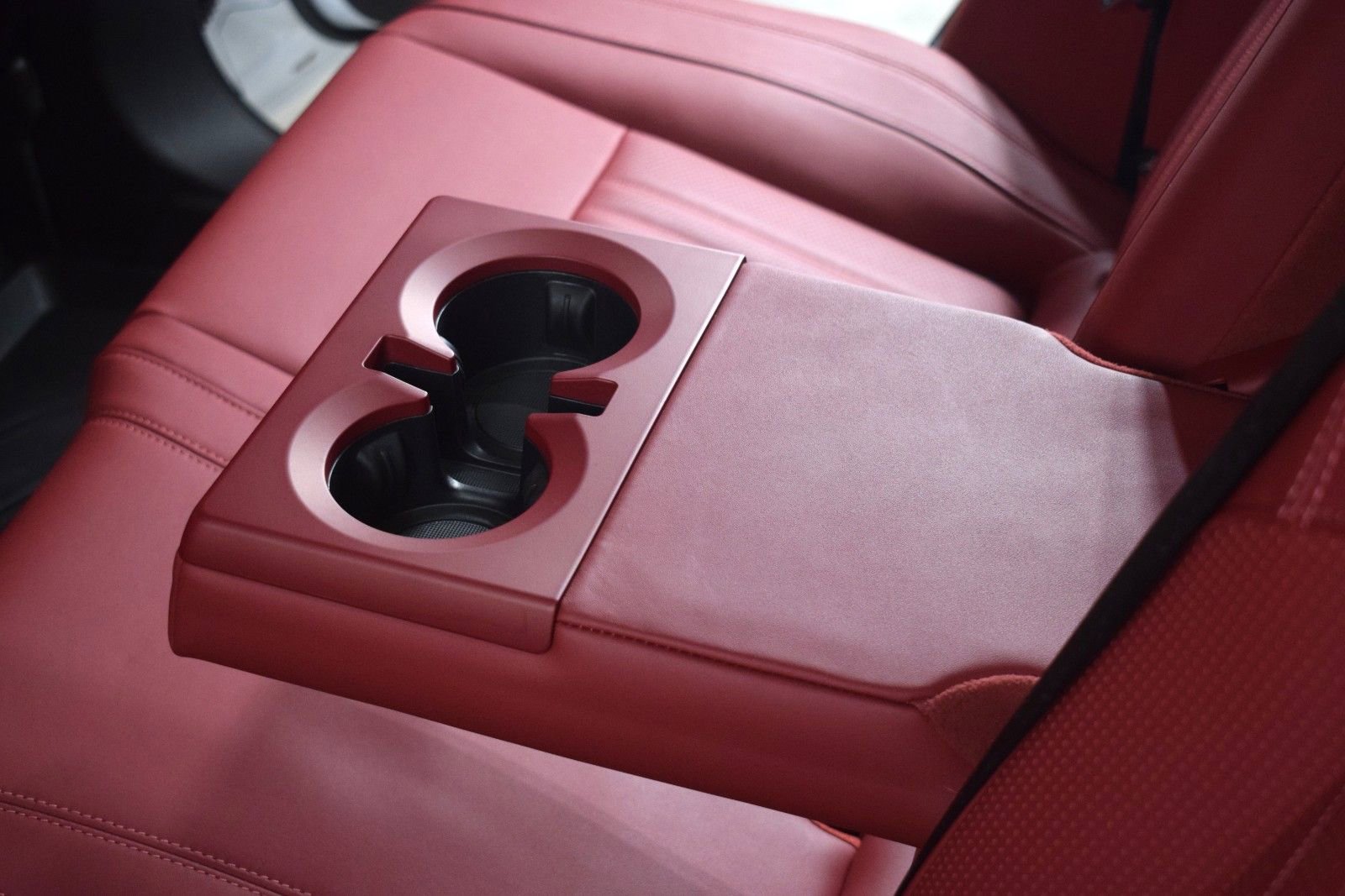 Used 2023 Maserati Grecale Modena AWD/4WD image 21