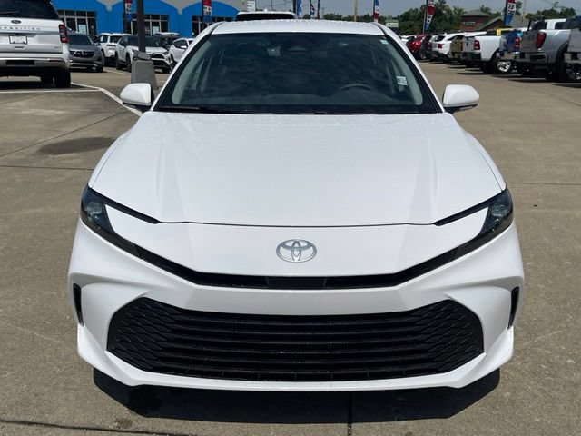 Used 2026 Toyota Camry LE w/ Convenience Package FWD image 5