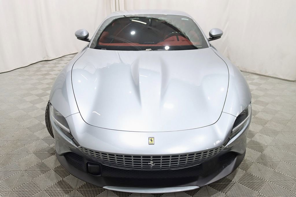 Used 2022 Ferrari Roma RWD image 11