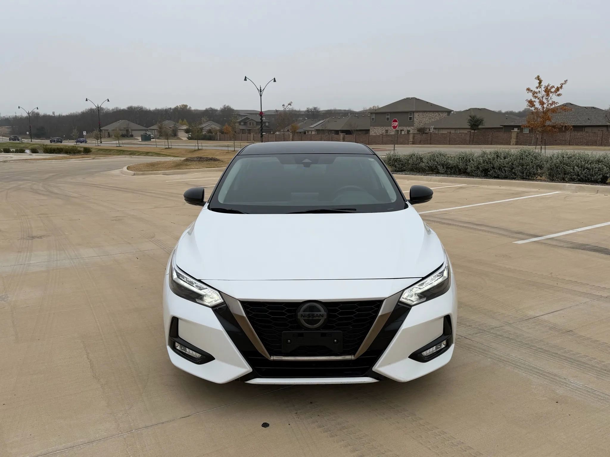 Used 2020 Nissan Sentra SR image 2