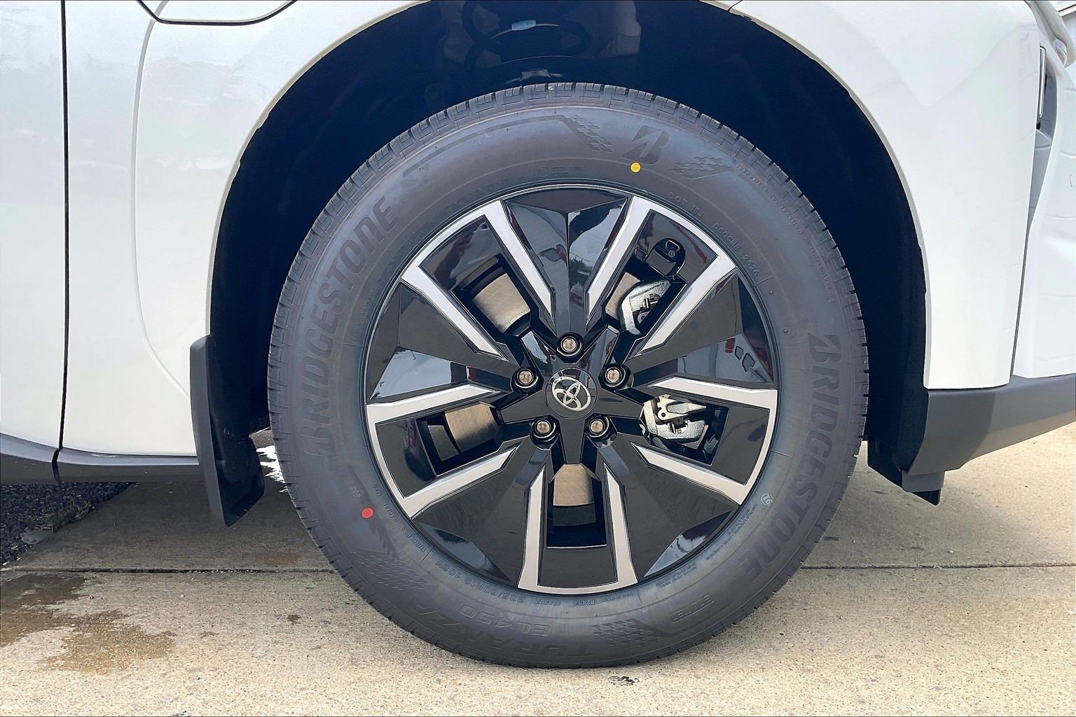 New 2026 Toyota bZ FWD image 15