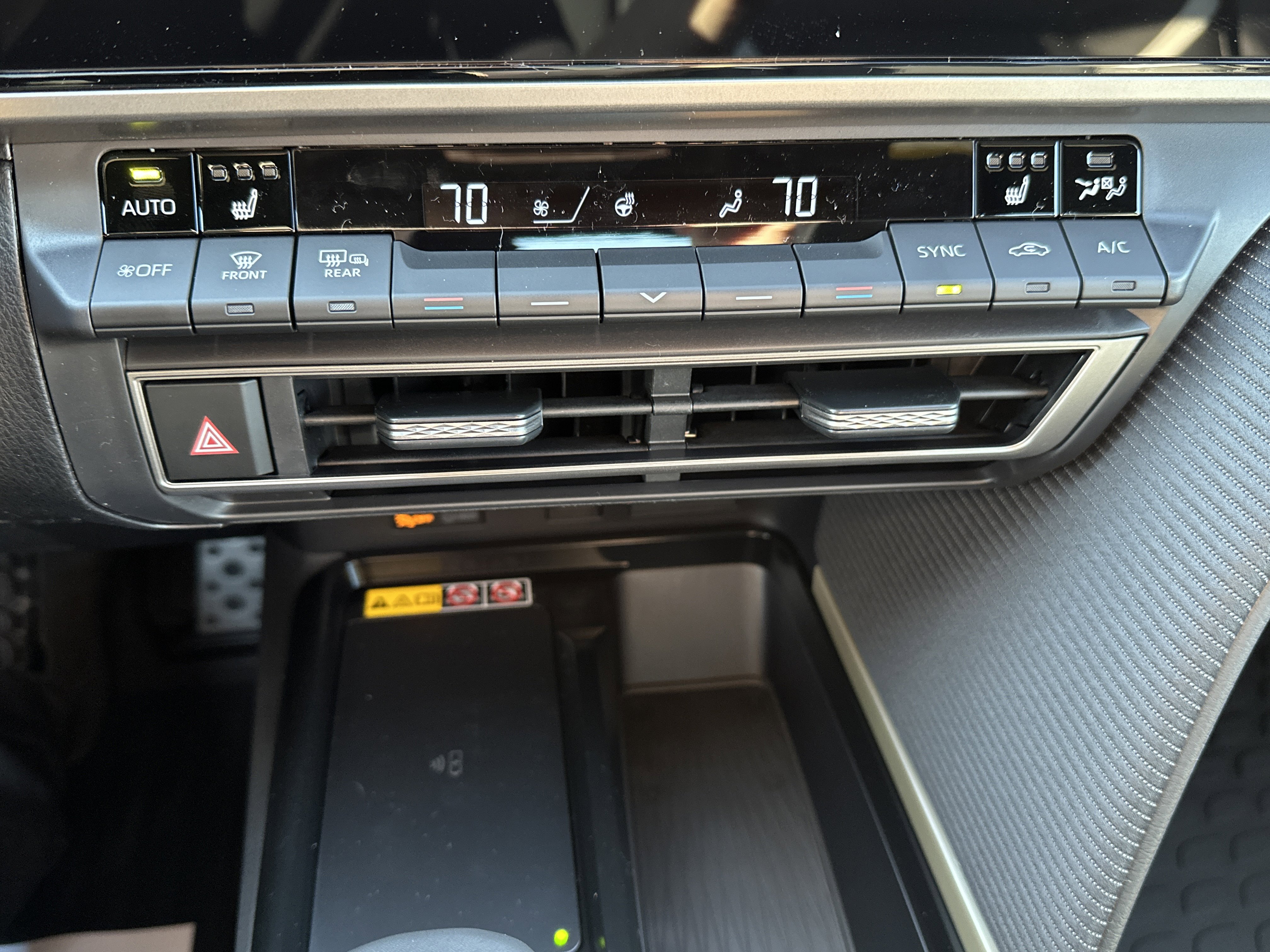 New 2026 Toyota Camry SE w/ Multimedia Upgrade Package FWD image 20