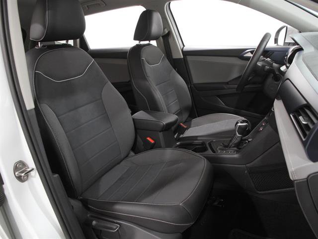 Used 2023 Volkswagen Taos SE image 16