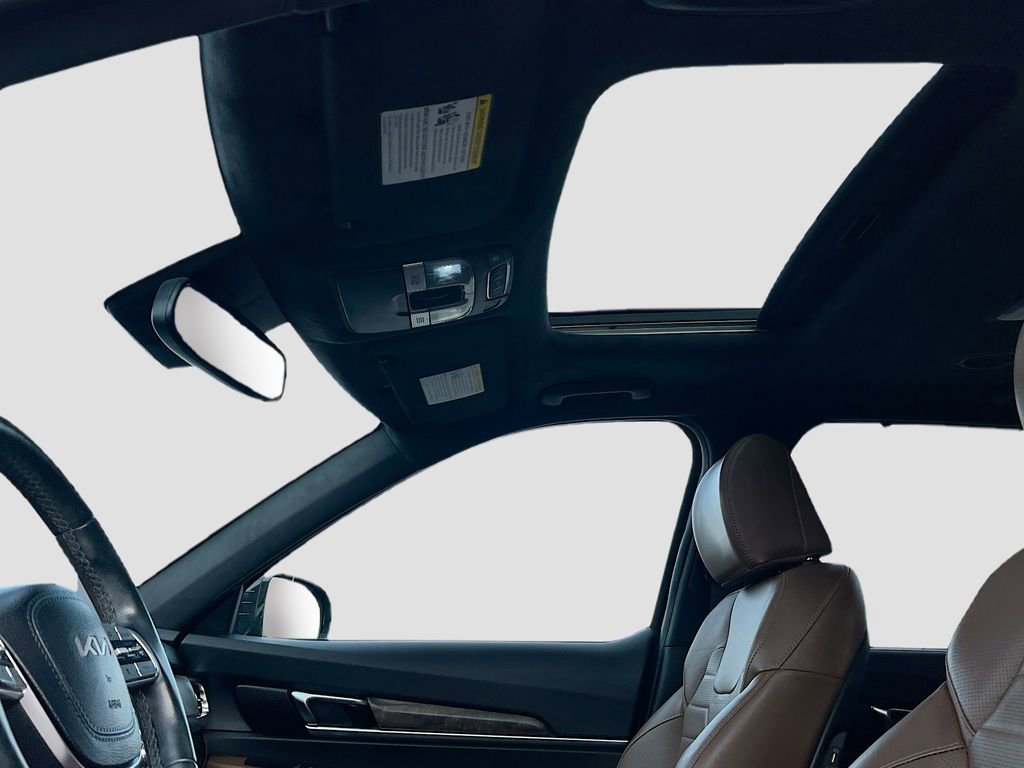 Used 2022 Kia Telluride SX w/ SX Prestige Package image 21