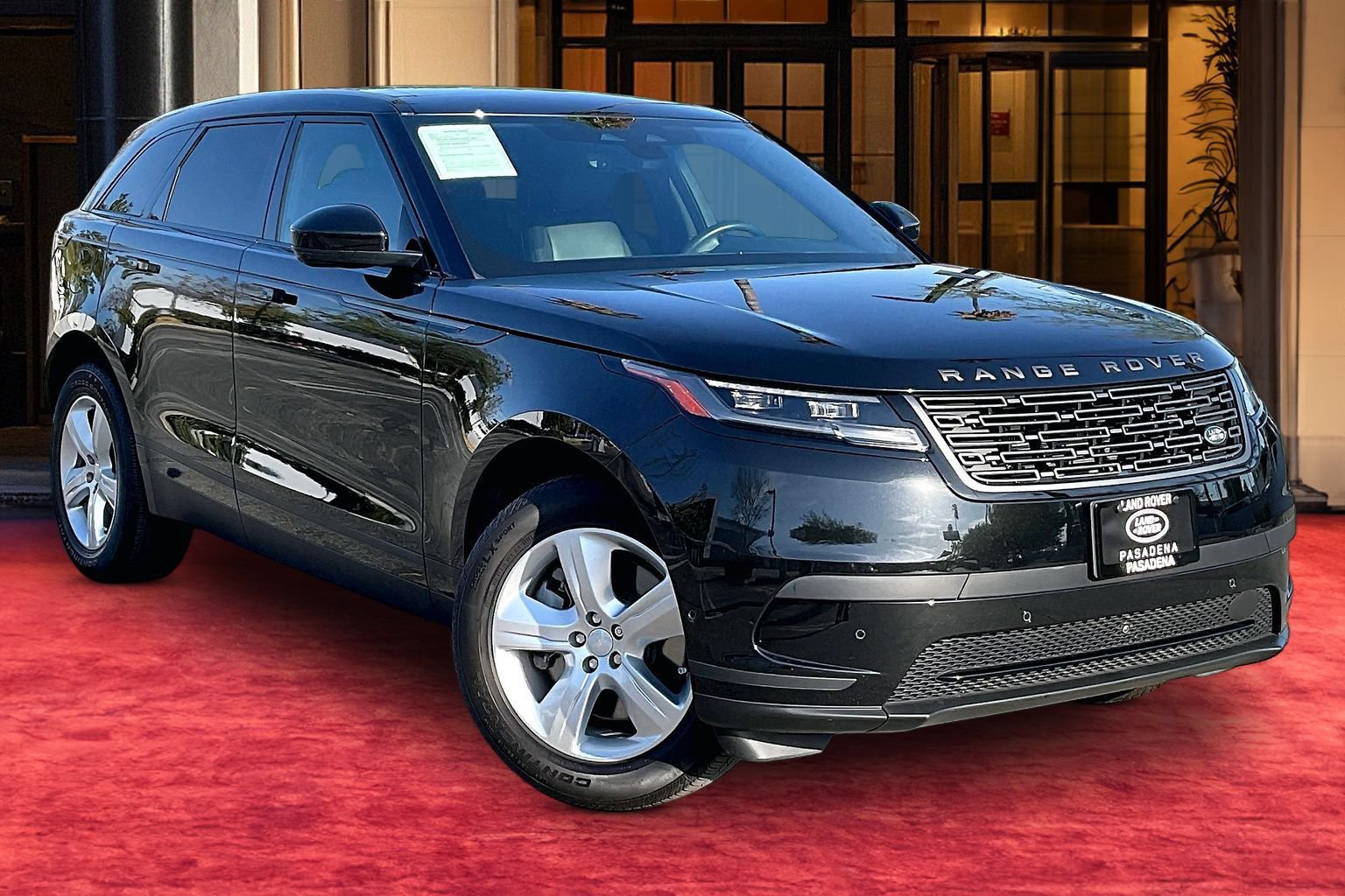 Used 2026 Land Rover Range Rover Velar S AWD/4WD image 2