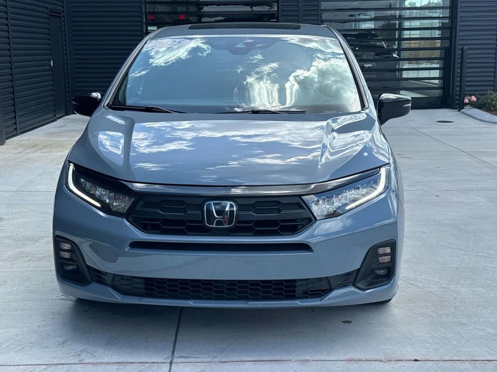 Used 2025 Honda Odyssey Sport-L image 6