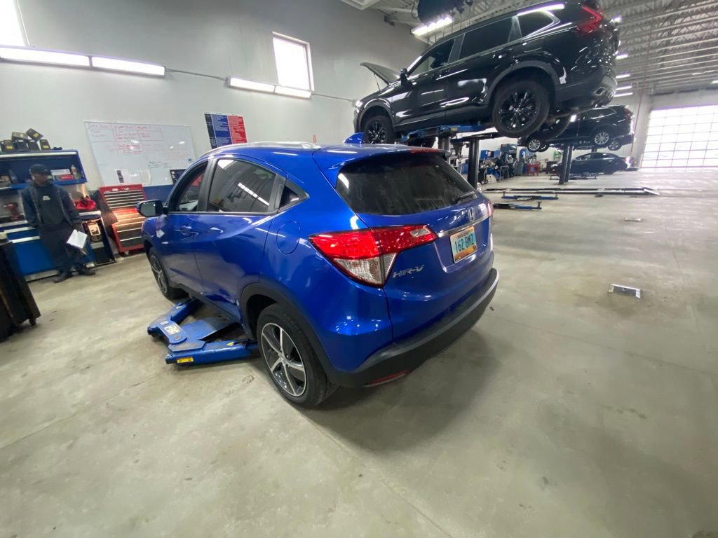 Used 2021 Honda HR-V EX image 6