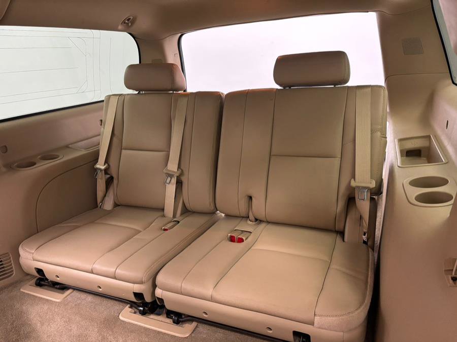 Used 2014 Chevrolet Suburban LTZ image 35