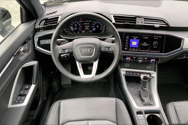 Used 2025 Audi Q3 2.0T Premium Plus w/ Premium Plus Package image 5