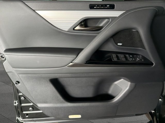 Certified 2026 Lexus LX 600 F Sport AWD/4WD image 8