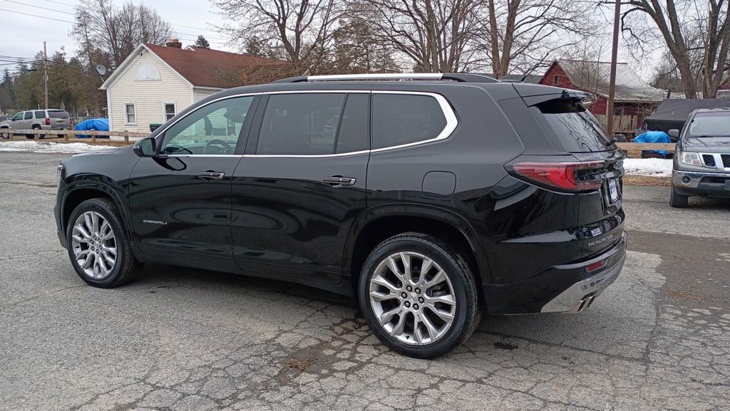 Used 2024 GMC Acadia Denali w/ Super Cruise Package image 3