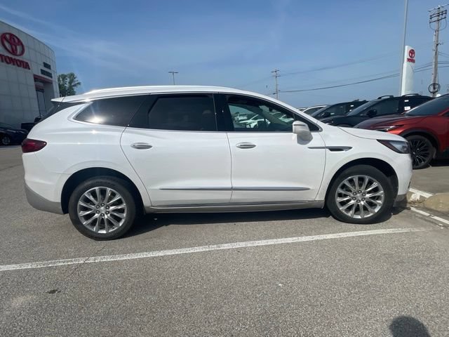 Used 2020 Buick Enclave Premium w/ Sun and Sites Package FWD image 3