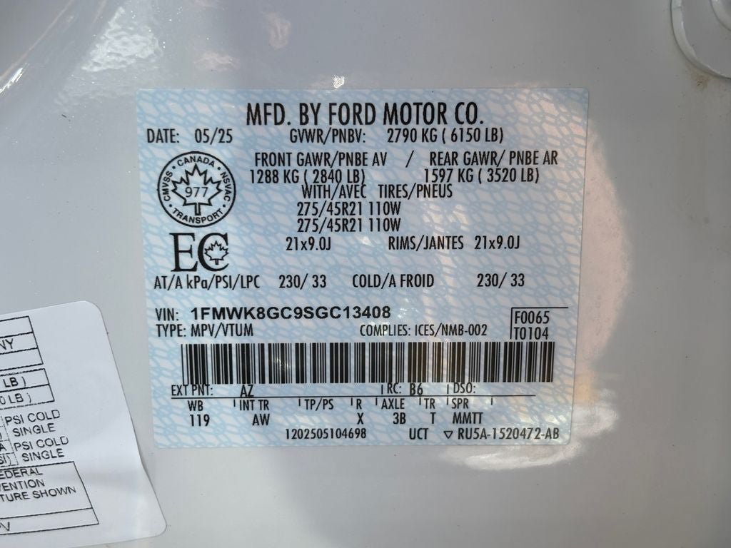 Used 2025 Ford Explorer ST AWD/4WD image 36