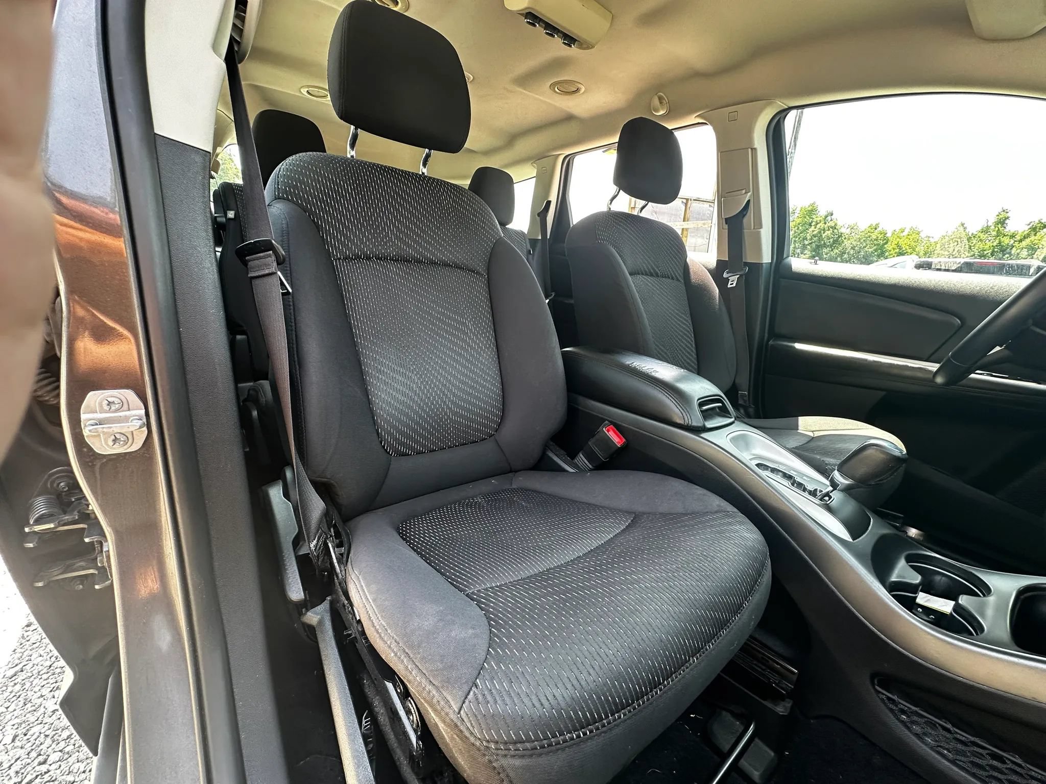 Used 2015 Dodge Journey American Value Package w/ Flexible Seating Group FWD image 33
