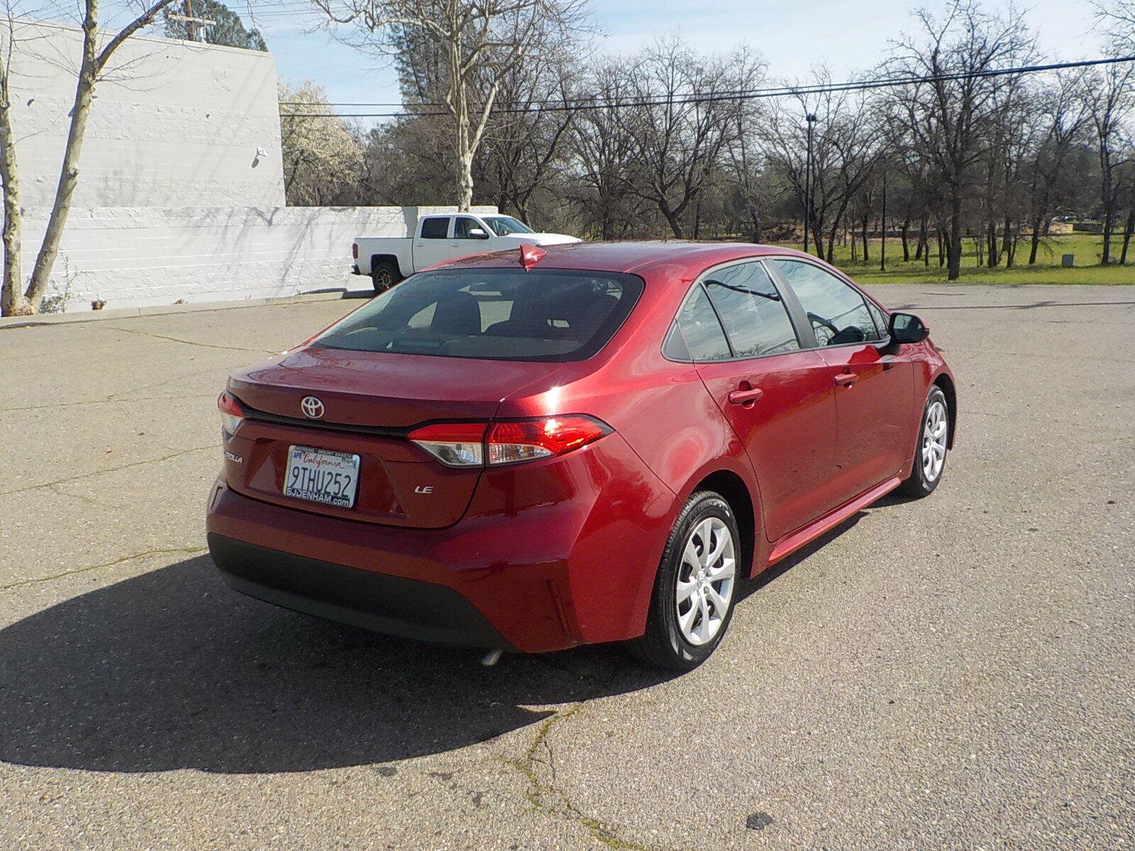 Used 2025 Toyota Corolla LE FWD image 10