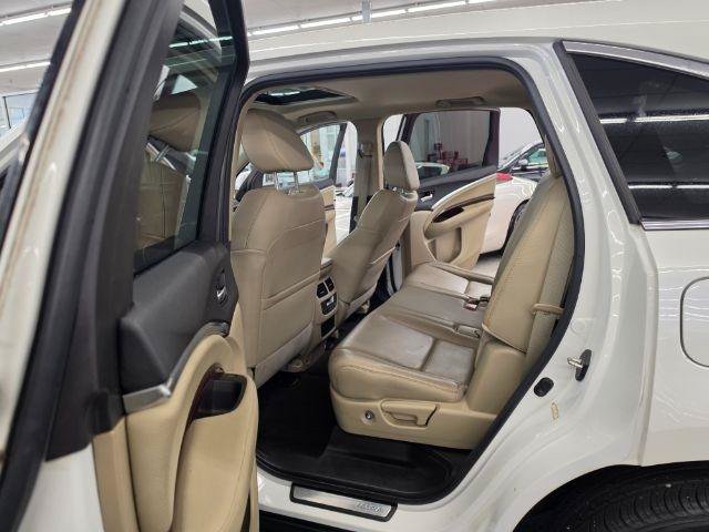 Used 2015 Acura MDX w/ Technology Package AWD/4WD image 9