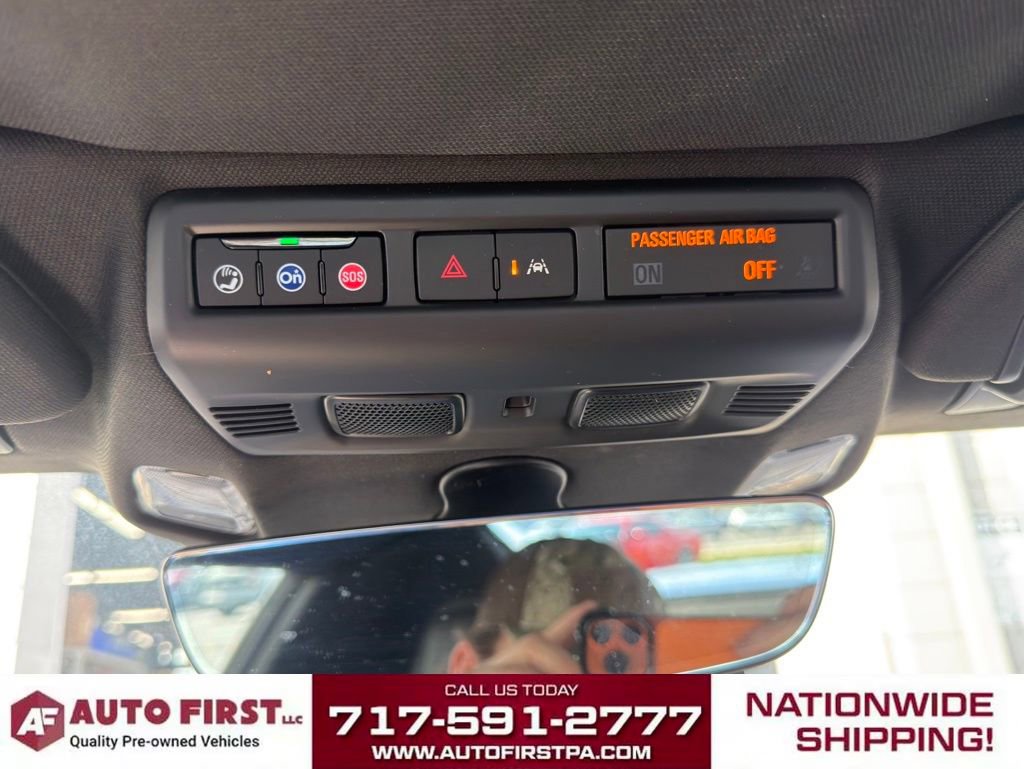 Used 2025 Chevrolet Corvette Stingray Convertible w/ Battery Protection Package image 20