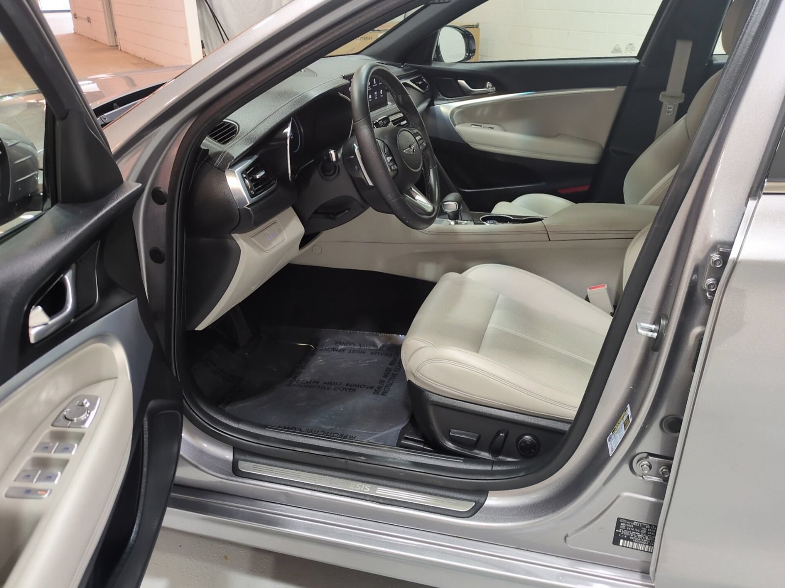 Certified 2023 Genesis G70 2.0T AWD/4WD image 15