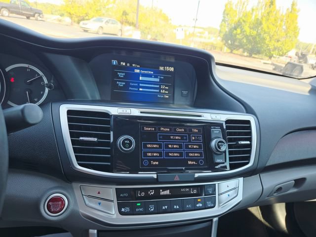 Used 2015 Honda Accord EX-L image 22