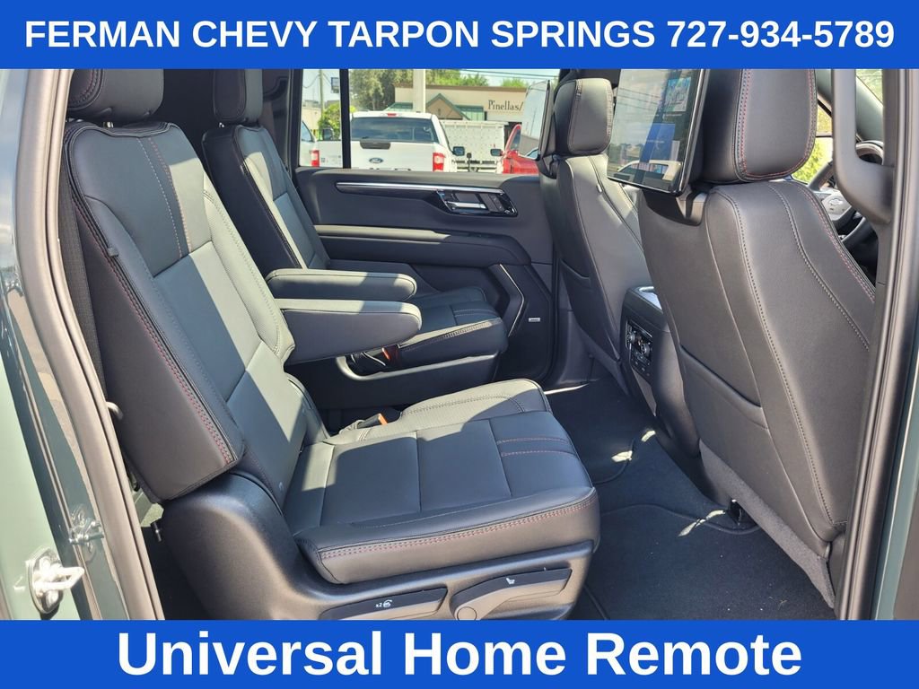 New 2025 Chevrolet Suburban RST image 21