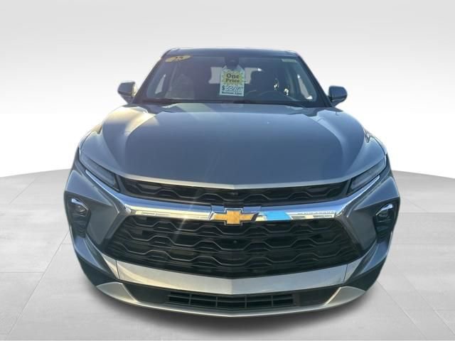 Used 2025 Chevrolet Blazer LT image 10