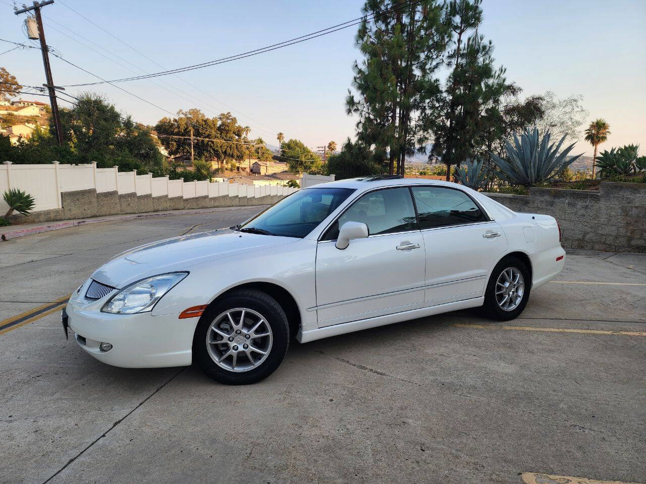 Used 2004 Mitsubishi Diamante LS image 9