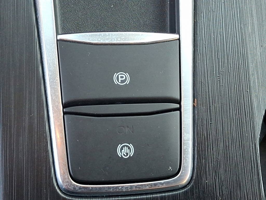 Used 2024 Ford Escape ST-Line image 23